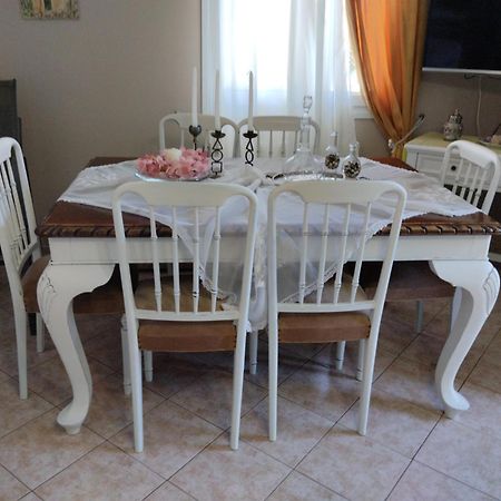 Artemis Superb 2 Bedroom Apartment 700 M Away From The Beach Minia Exterior photo
