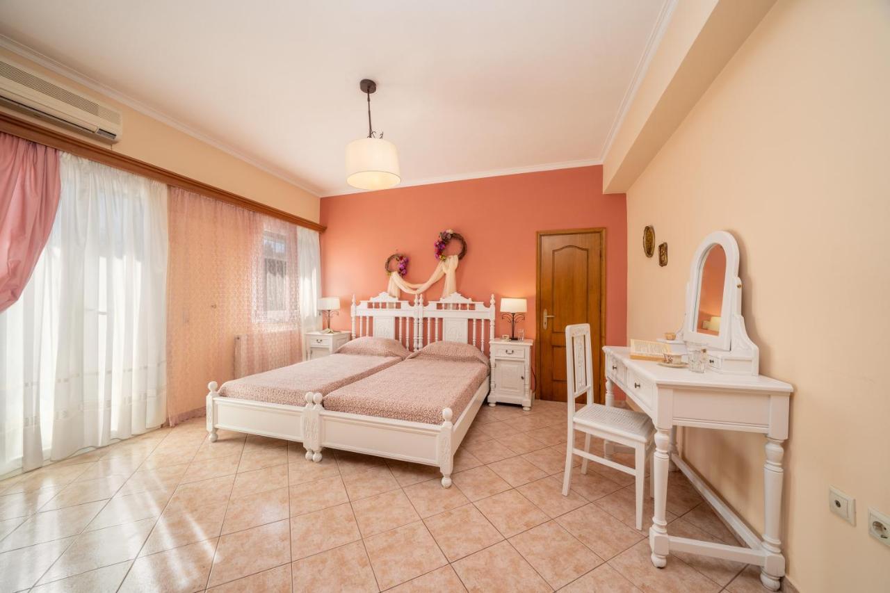 Artemis Superb 2 Bedroom Apartment 700 M Away From The Beach Minia Exterior photo