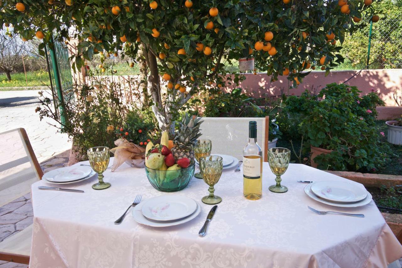 Artemis Superb 2 Bedroom Apartment 700 M Away From The Beach Minia Exterior photo