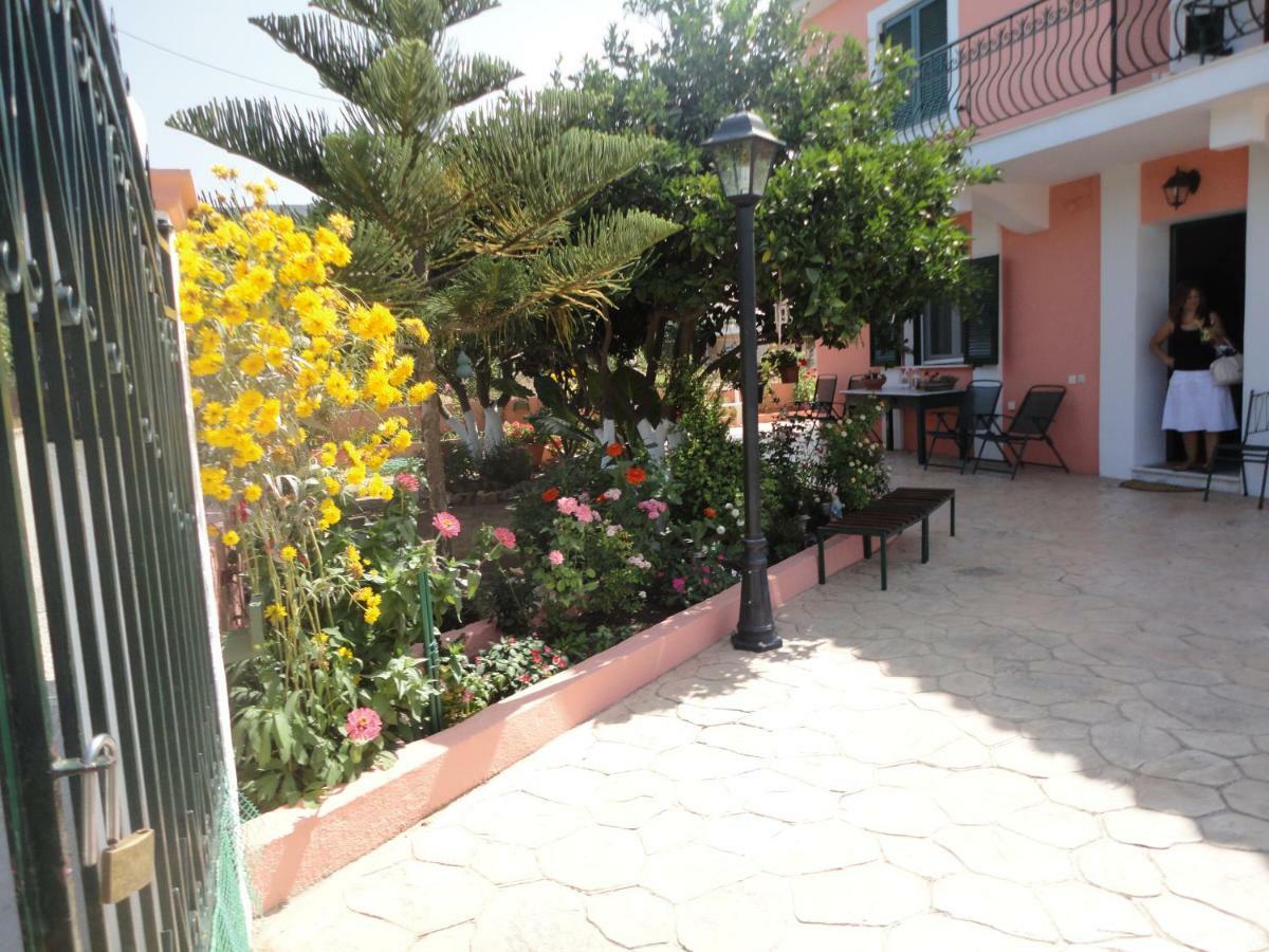 Artemis Superb 2 Bedroom Apartment 700 M Away From The Beach Minia Exterior photo