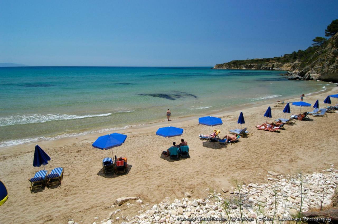 Artemis Superb 2 Bedroom Apartment 700 M Away From The Beach Minia Exterior photo